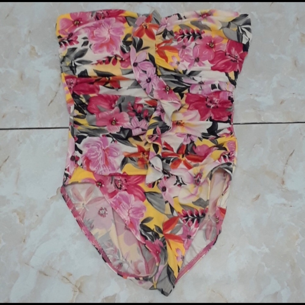 Miraclesuit onepiece swimsuit sz 12
